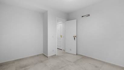 Återförsäljning - Apartment -
Torrevieja - Playa del Acequión