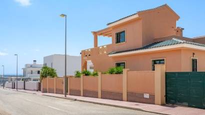 Reventa - Villa -
Ciudad quesada - Ciudad Quesada