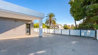 Återförsäljning - Villa -
Campoamor Golf - Campoamor
