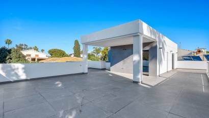 Återförsäljning - Villa -
Campoamor Golf - Campoamor