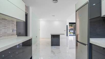 Återförsäljning - Villa -
Campoamor Golf - Campoamor