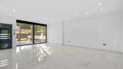 Återförsäljning - Villa -
Campoamor Golf - Campoamor