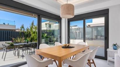 Återförsäljning - Semi detached -
San Fulgencio - La Marina