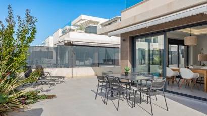 Återförsäljning - Semi detached -
San Fulgencio - La Marina