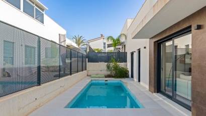 Återförsäljning - Semi detached -
San Fulgencio - La Marina