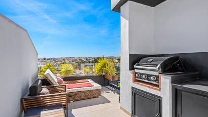 Återförsäljning - Apartment -
Villamartin - Villamartín