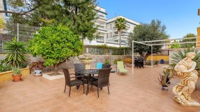 Återförsäljning - Radhus -
Orihuela Costa - Villamartín