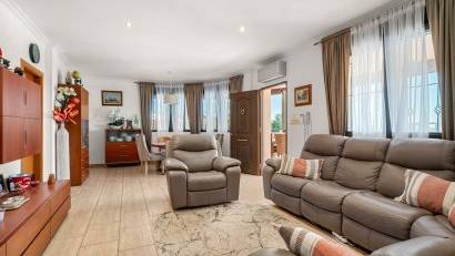 Reventa - Finca -
Crevillente