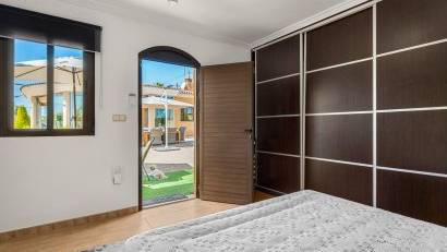 Reventa - Finca -
Crevillente