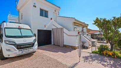 Återförsäljning - Villa -
Ciudad quesada - Rojales