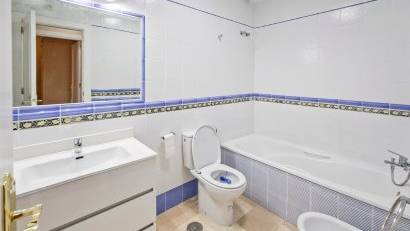 Återförsäljning - Radhus -
Villamartin - Villamartín