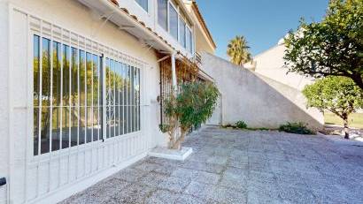 Återförsäljning - Bungalow -
Orihuela Costa - Villamartín