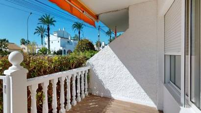 Återförsäljning - Bungalow -
Orihuela Costa - Villamartín