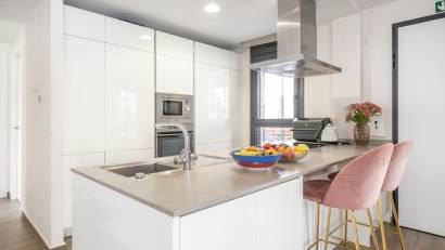 Återförsäljning - Villa -
Torrevieja