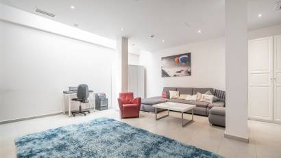 Återförsäljning - Villa -
Torrevieja