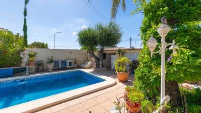 Återförsäljning - Villa -
Ciudad quesada - Rojales