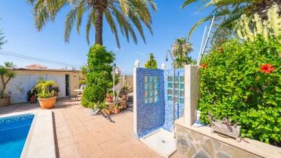 Återförsäljning - Villa -
Ciudad quesada - Rojales