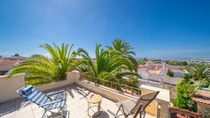 Återförsäljning - Villa -
Ciudad quesada - Rojales