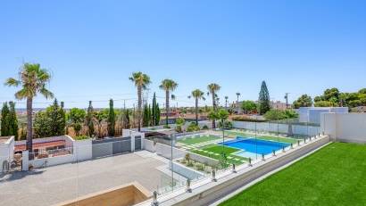 Återförsäljning - Finca -
Los Montesinos - La Herrada
