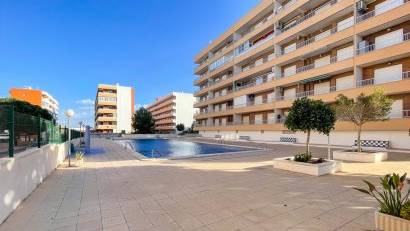Återförsäljning - Apartment -
Torrevieja - Punta Prima