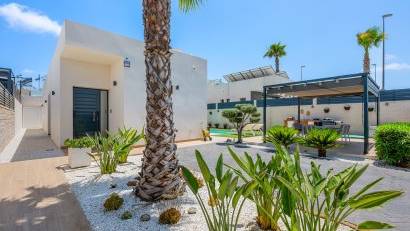 Reventa - Villa -
Benijofar