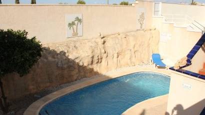 Återförsäljning - Villa -
La Zenia - Costa Blanca