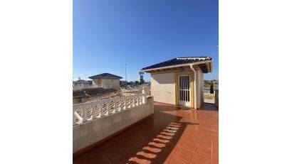 Återförsäljning - Villa -
La Zenia - Costa Blanca