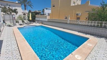 Återförsäljning - Villa -
Orihuela Costa - Villamartín