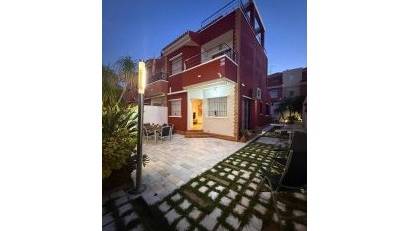 Återförsäljning - Semi detached -
Torre de la Horadada - Costa Blanca