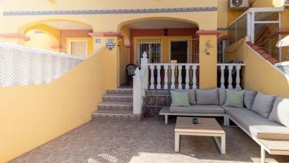 Återförsäljning - Radhus -
Orihuela Costa - La Regia