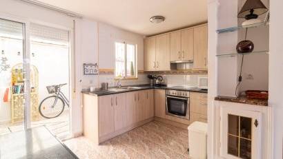 Återförsäljning - Radhus -
Orihuela Costa - La Regia