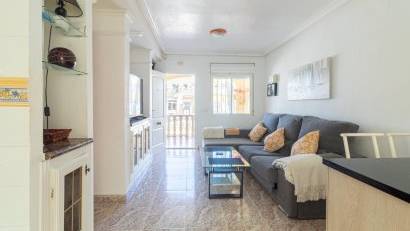 Återförsäljning - Radhus -
Orihuela Costa - La Regia
