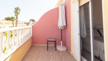Återförsäljning - Radhus -
Orihuela Costa - La Regia