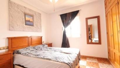 Återförsäljning - Apartment -
Orihuela Costa - La Zenia