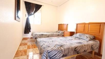 Återförsäljning - Apartment -
Orihuela Costa - La Zenia
