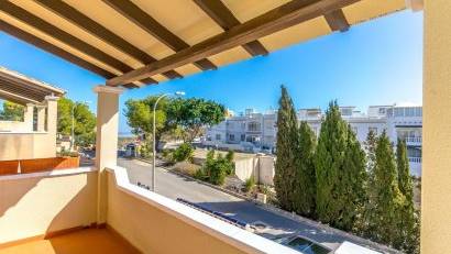 Återförsäljning - Detached villa -
Orihuela Costa - Las Filipinas