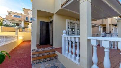 Återförsäljning - Detached villa -
Orihuela Costa - Las Filipinas