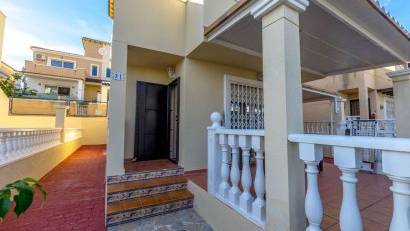 Återförsäljning - Detached villa -
Orihuela Costa - Las Filipinas