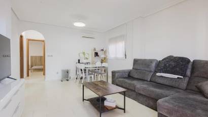 Återförsäljning - Villa -
Torrevieja - Aguas Nuevas