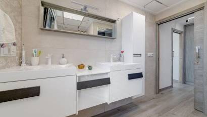 Resale - Villa -
Torrevieja - Los Balcones