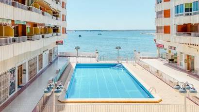 Resale - Apartment -
Torrevieja - Playa del Acequión