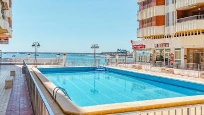Återförsäljning - Apartment -
Torrevieja - Playa del Acequión