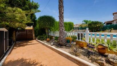 Återförsäljning - Villa -
San Fulgencio - La Marina