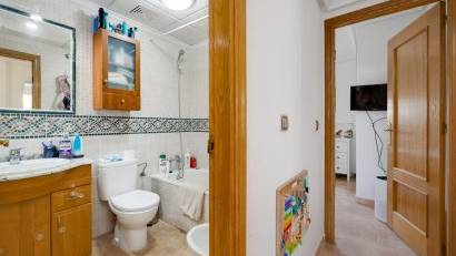 Återförsäljning - Villa -
San Fulgencio - La Marina
