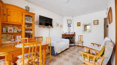 Återförsäljning - Bungalow -
Torrevieja - Playa del Acequión