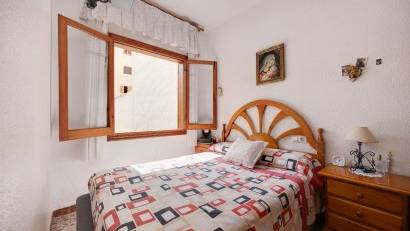 Återförsäljning - Bungalow -
Torrevieja - Playa del Acequión