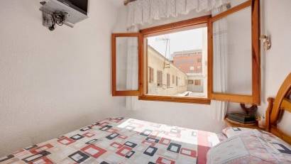 Återförsäljning - Bungalow -
Torrevieja - Playa del Acequión