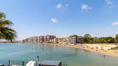 Återförsäljning - Bungalow -
Torrevieja - Playa del Acequión