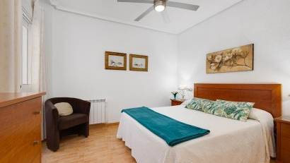 Återförsäljning - Apartment -
Torrevieja - Playa del Acequión