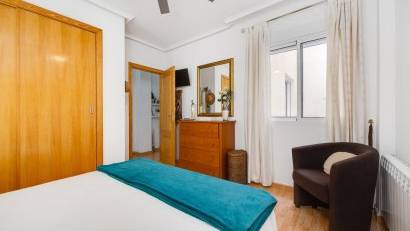 Återförsäljning - Apartment -
Torrevieja - Playa del Acequión
